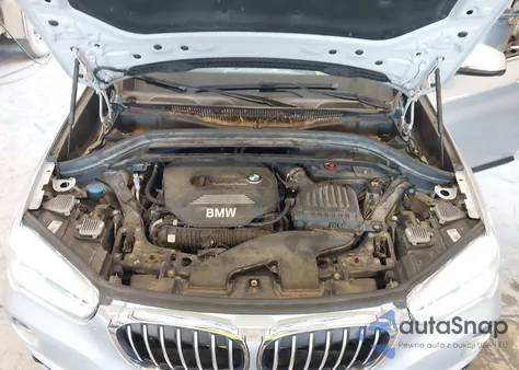 2017 BMW X1 xDrive28I z USA, uszkodzony, nr VIN WBXHT3C31H5F72166